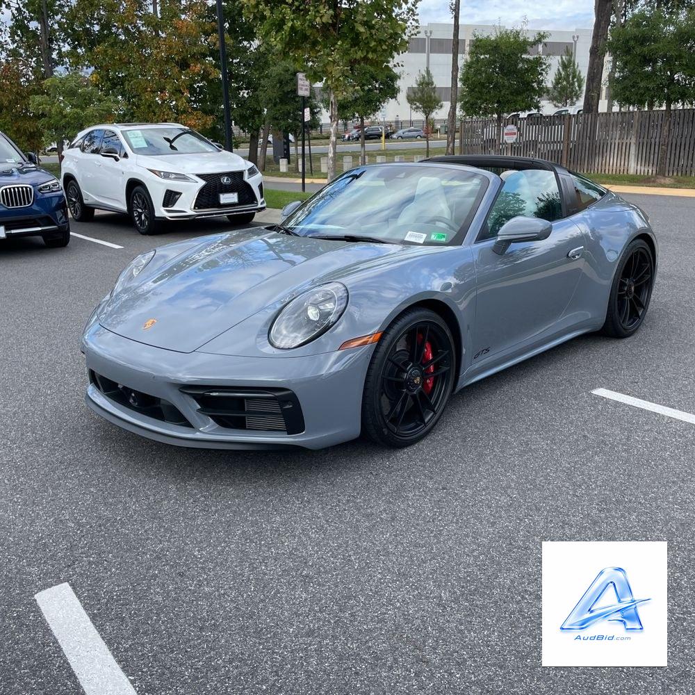 2023 Porsche 911